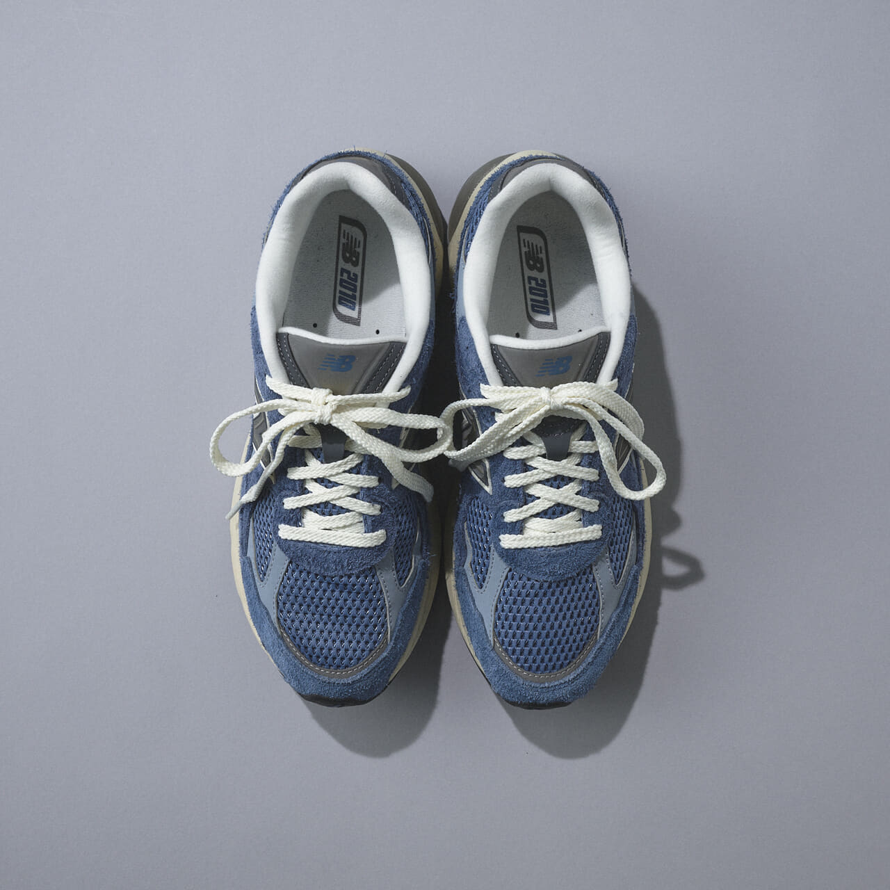 エディターが愛用するニューバランスのスニーカー2010