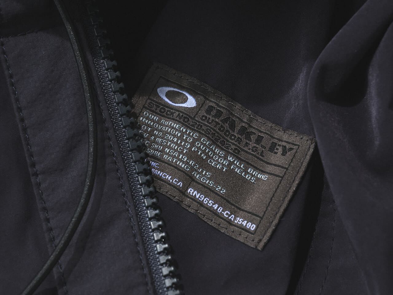 Fgl Sector Jacket ロゴパッチ