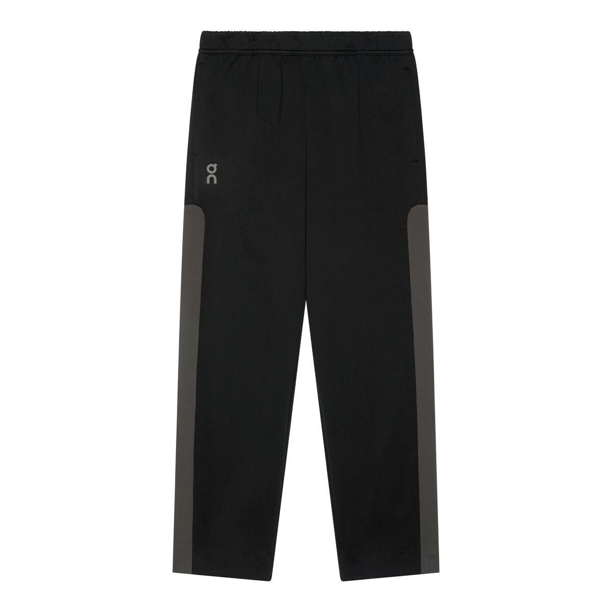 On × Bureau Borsche パンツ