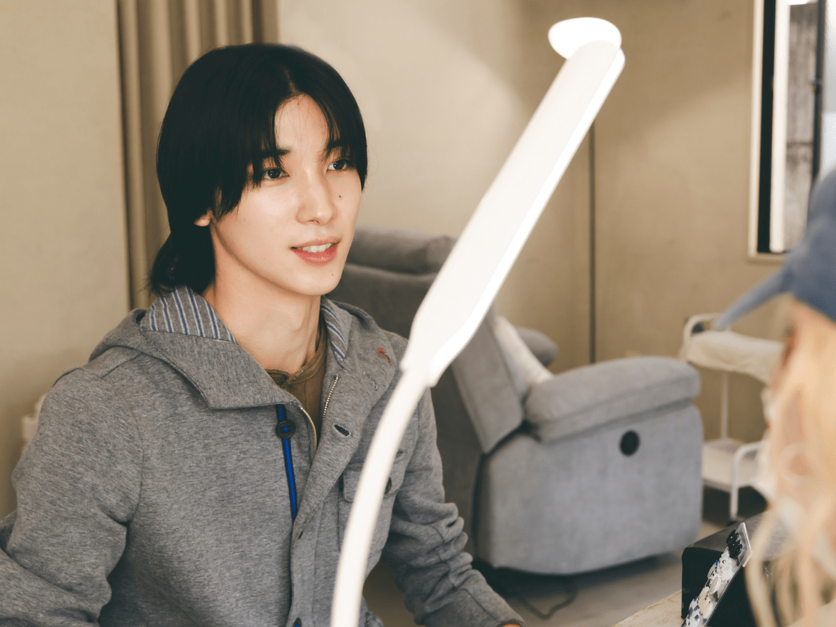 ネイルサロン体験 カウンセリングをしている様子