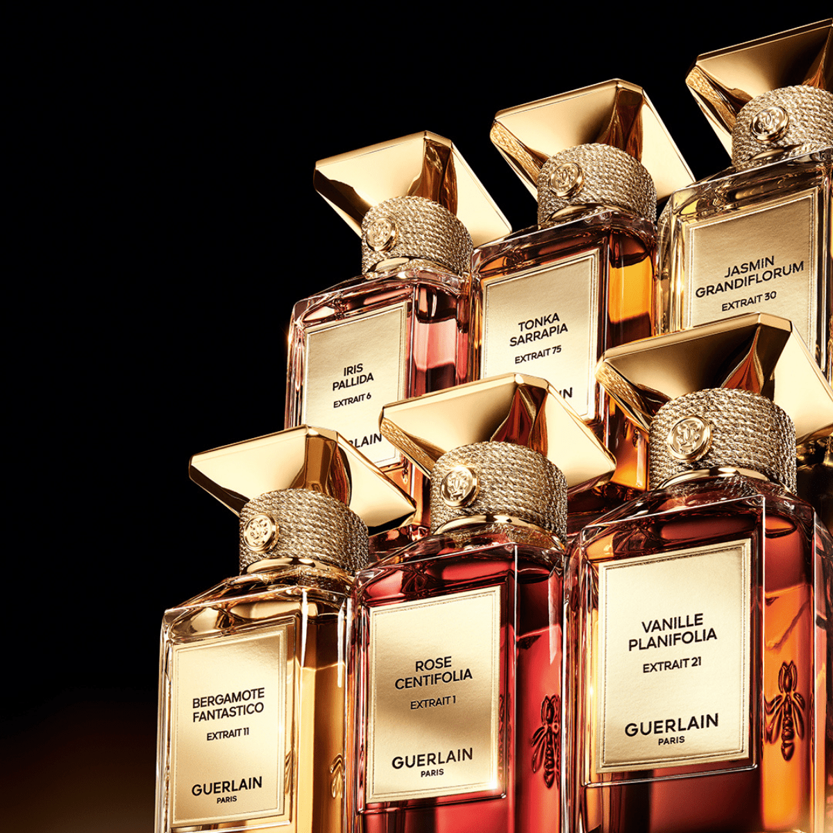 ゲランのシグネチャー“ゲルリナーデ” の稀少な素材を
魔法へと昇華させたコレクション「ラール エ ラ マティ
エール エクストレ」