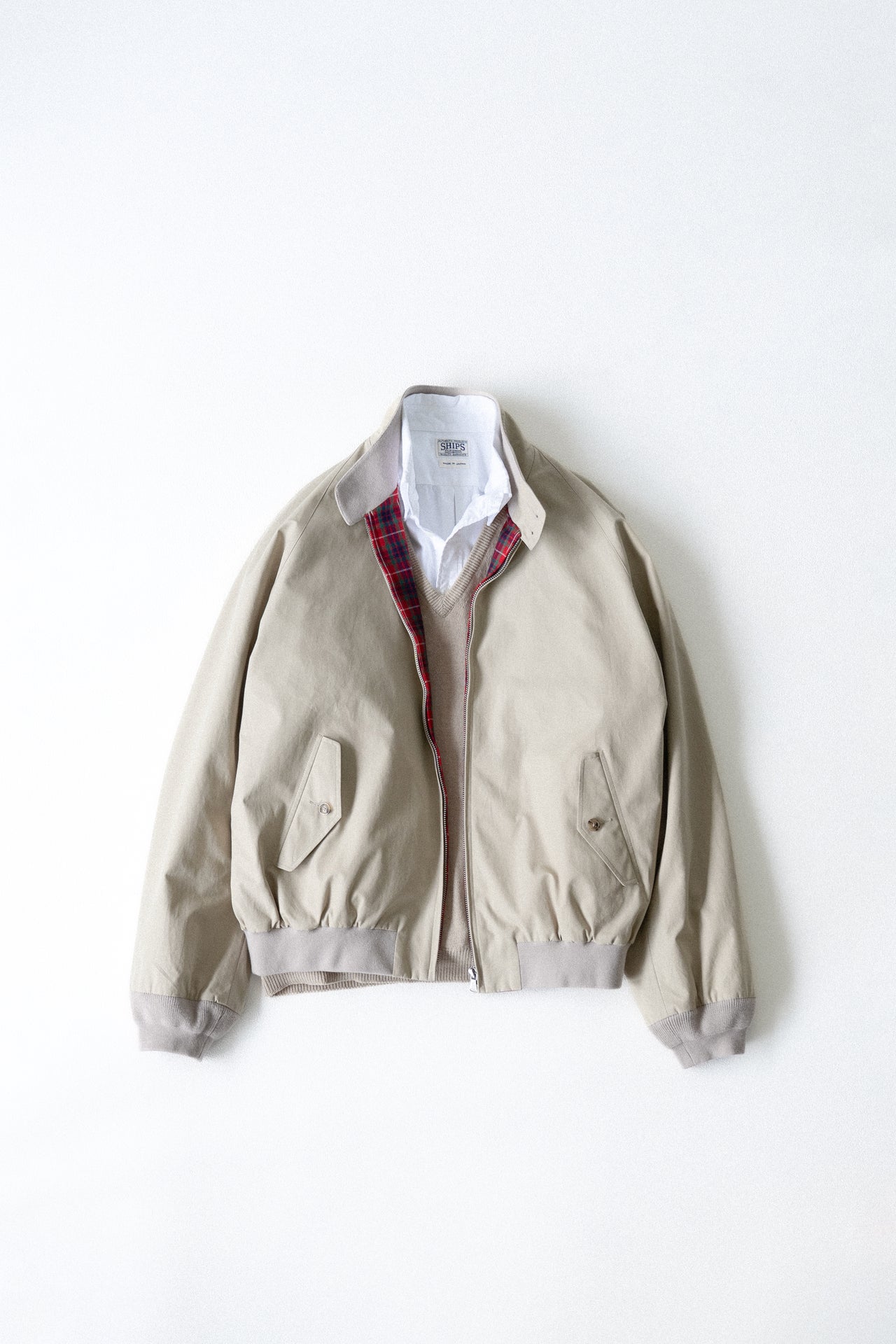 SHIPS 設立50周年記念 ブルゾン ベージュ 俯瞰