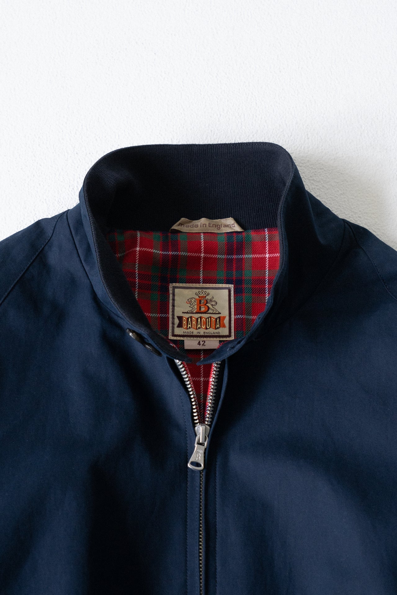 SHIPS 設立50周年記念 ブルゾン ネイビー 襟元