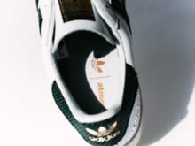 即完売を記録した別注「アディダス」の新色、大人カラーな「コンバース」…完売前に買うべき新作スニーカー５選。【新作スニーカー、なに買う？】