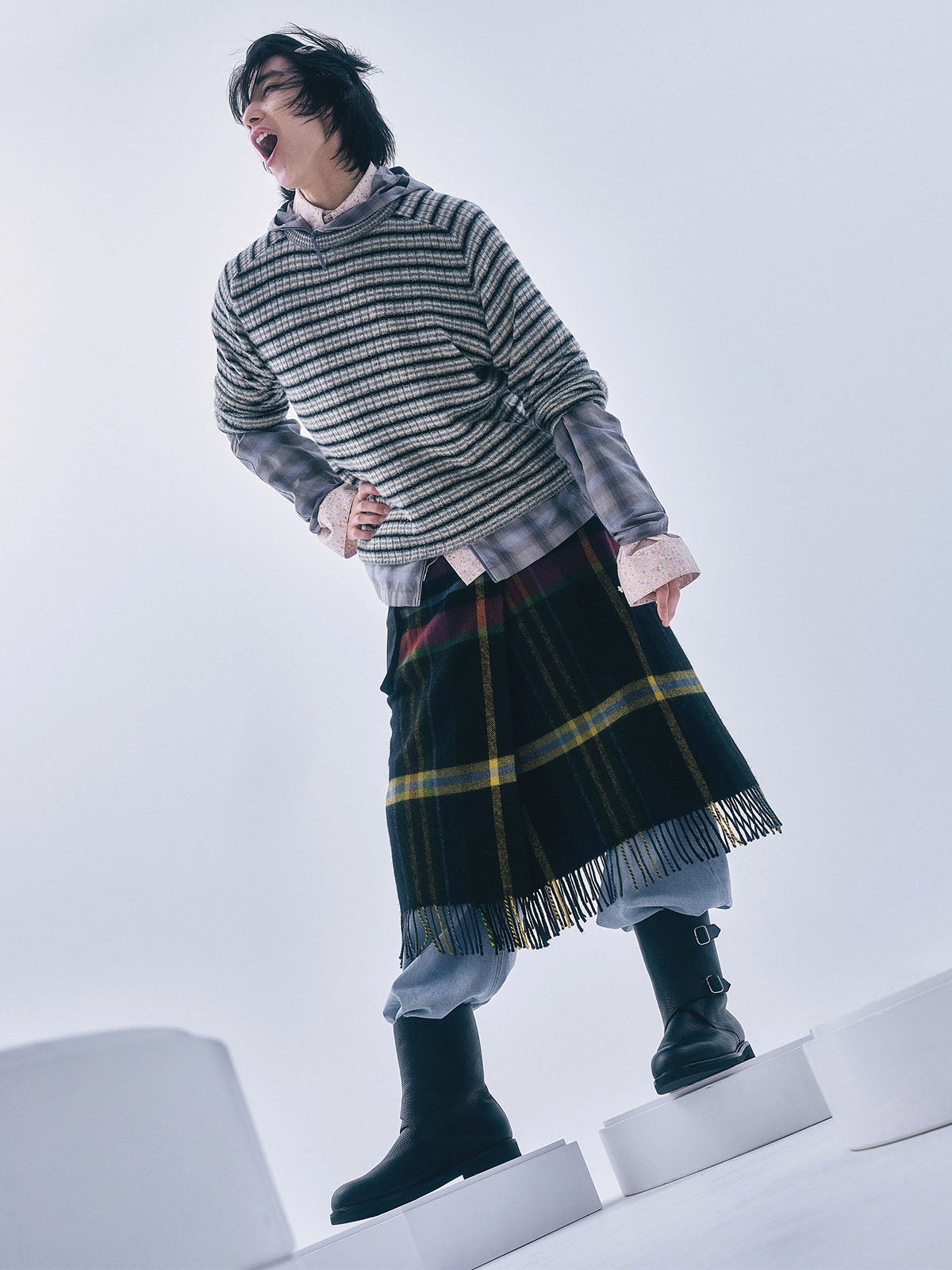 オーラリーのミリタリーブーツ