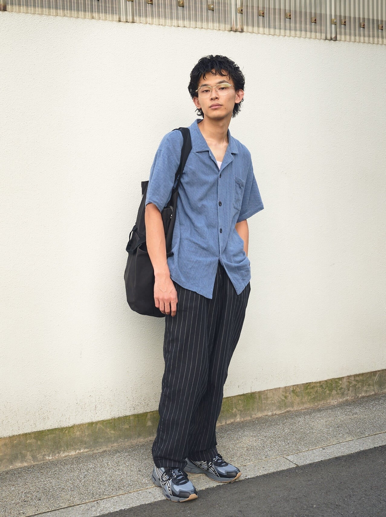 アシックス スニーカー スナップ ブルー