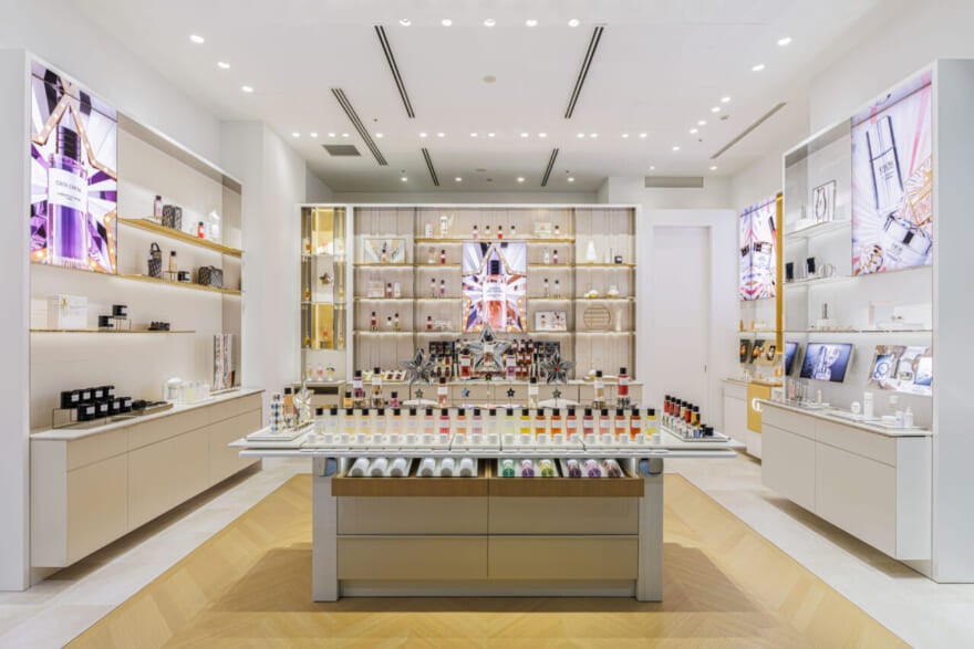 「ハウスオブディオールビューティ丸の内」の店舗内観