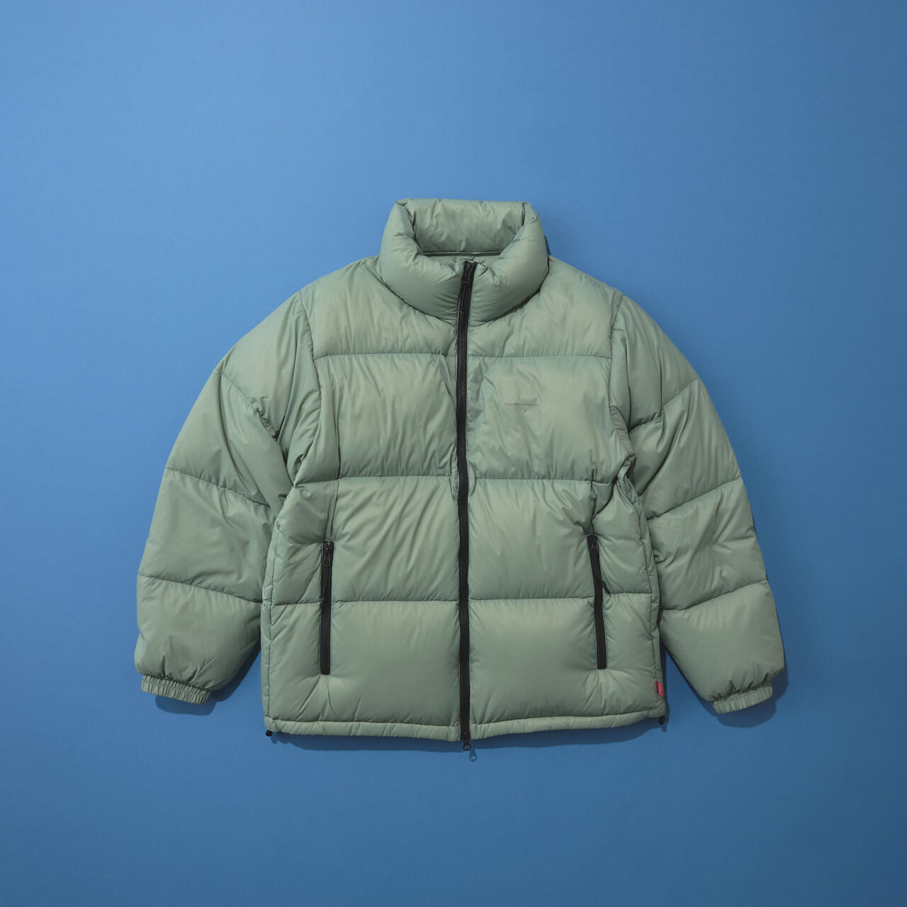 タイオン 新作ダウン Manhattan Portage(マンハッタンポーテージ) ソフトシェル ボリュームダウンジャケット 俯瞰