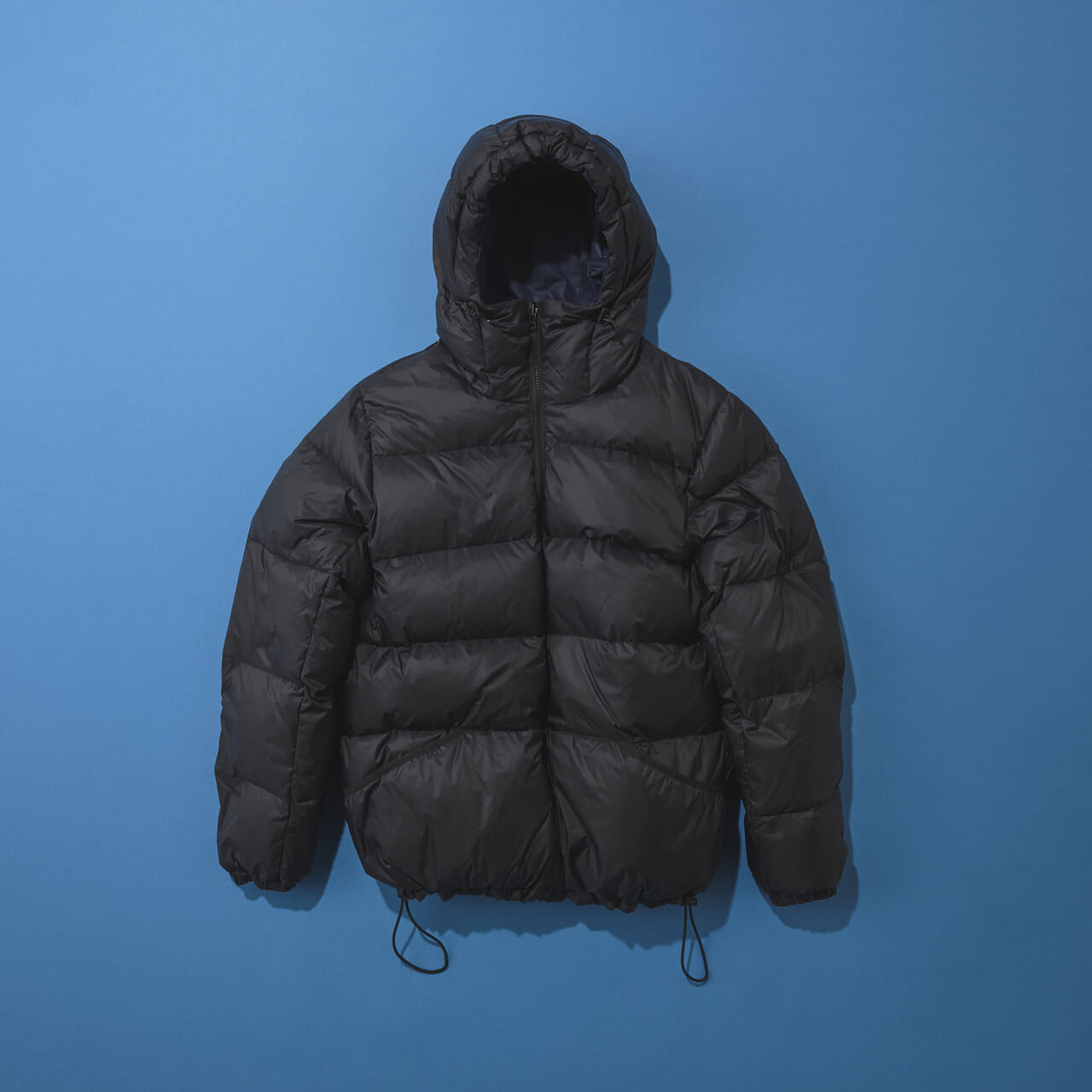 タイオン 新作ダウン TAION×UNFILO リバーシブルフードダウン 俯瞰