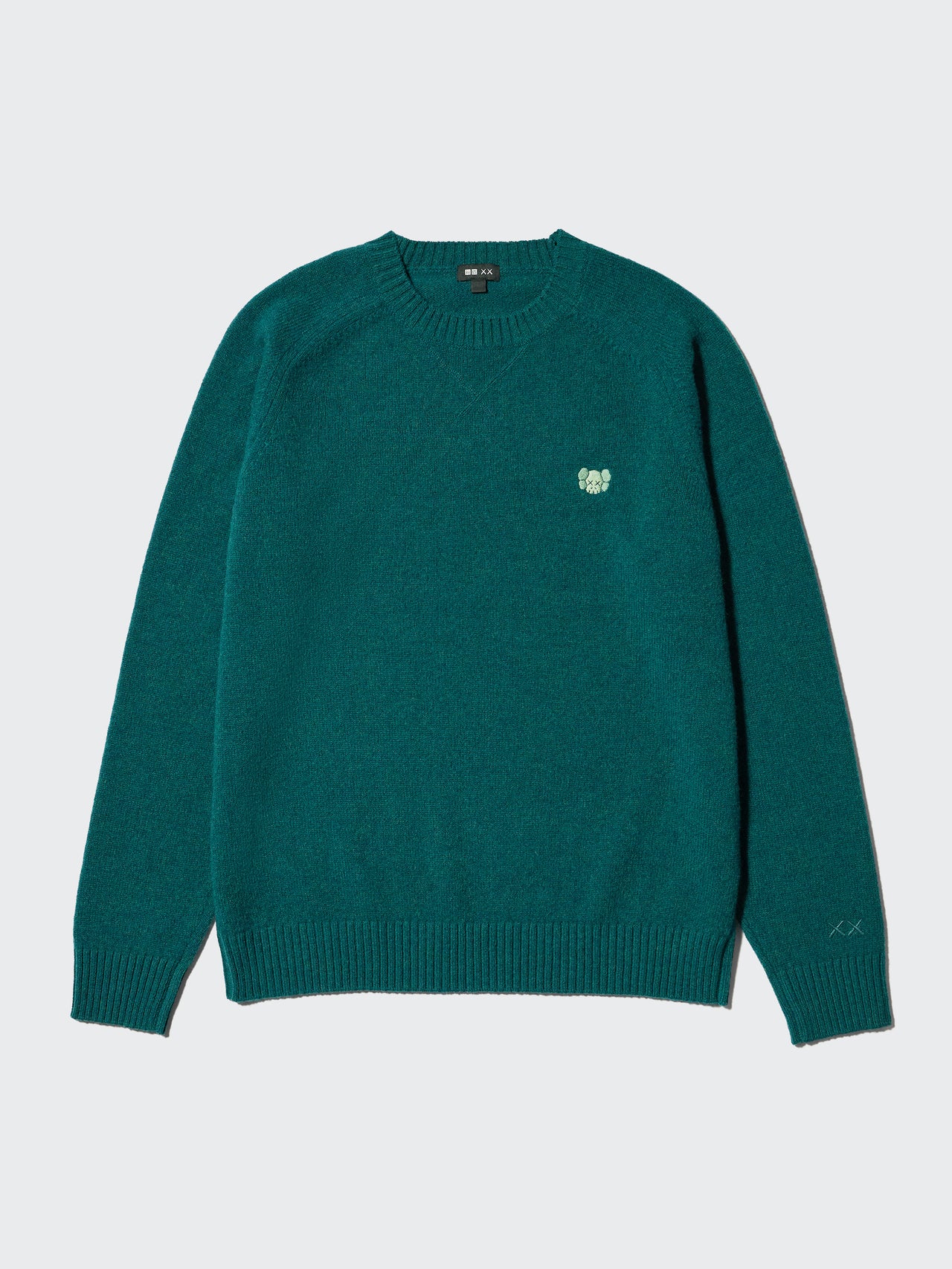 カウズ(KAWS)とユニクロのコラボラムクルーネックセーター 3,990 円(税込) 3