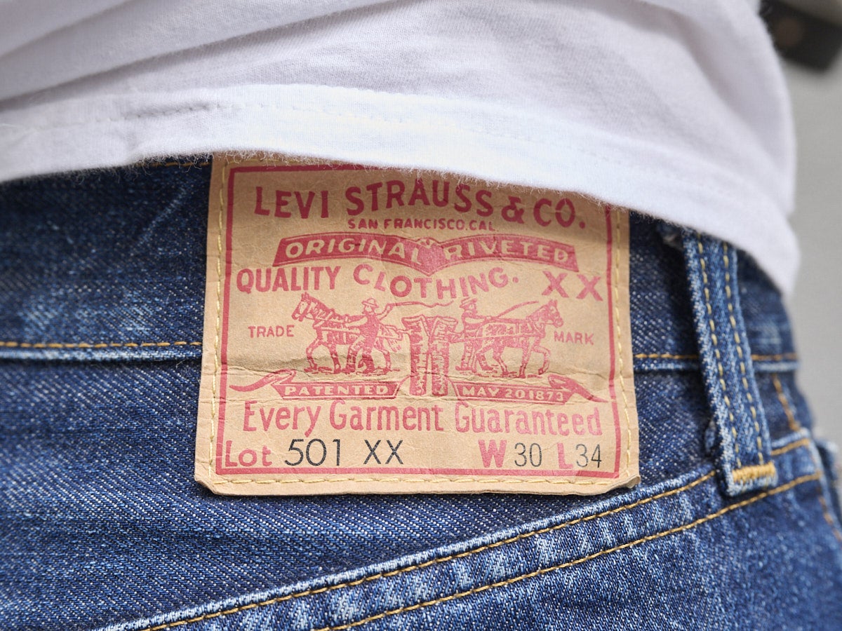リーバイス®のジーンズのレザーパッチ