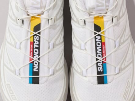 ただの白じゃない。「サロモン」の新作白スニーカーは機能充実かつ街でも映える一足！[SALOMON XT-6]