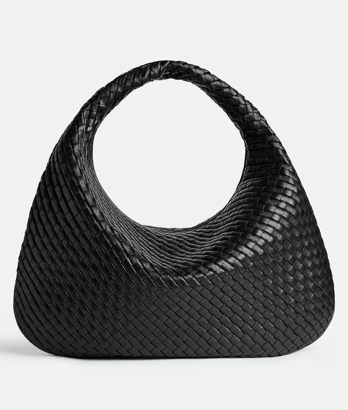 ボッテガ・ヴェネタのマキシ ヴェネタ H39 x W59 x D6 cm 1,397,000