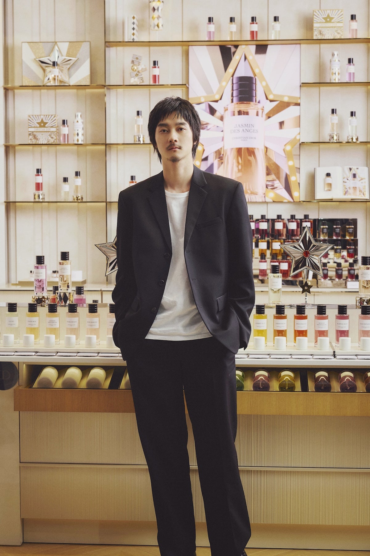 栁俊太郎さん　ハウス オブ ディオール ビューティー丸の内　ビジュアル