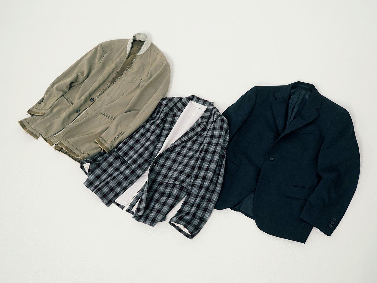 CECUMのジャケット、Gosha Rubchinskiyのジャケット、Maison MIHARA YASUHIROのジャケット