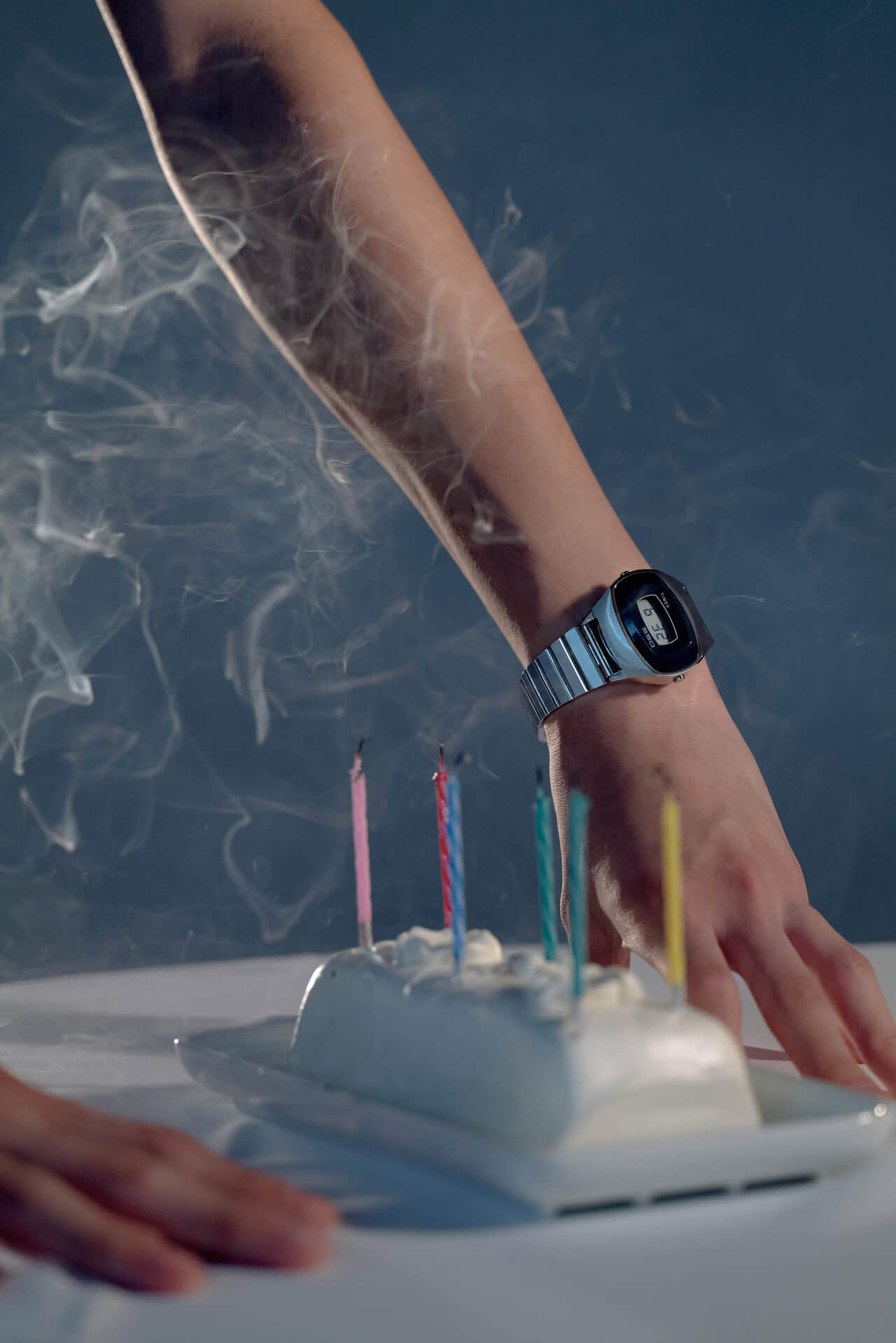 TIMEXの腕時計SSQ Digital Reissueの着用イメージ