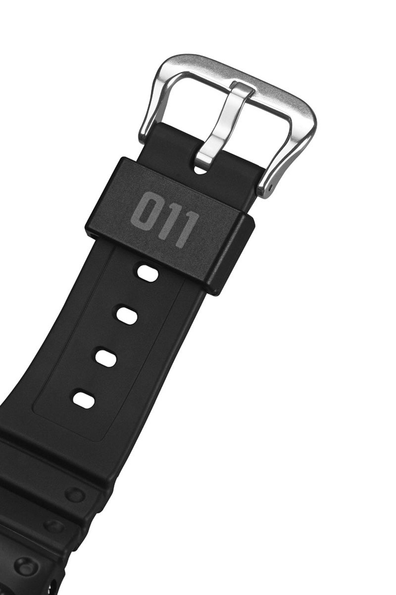 「ストレンジャー・シングス」とのコラボG-SHOCK第2弾『DW-5600STT』のベルトとベルトループ(遊環)