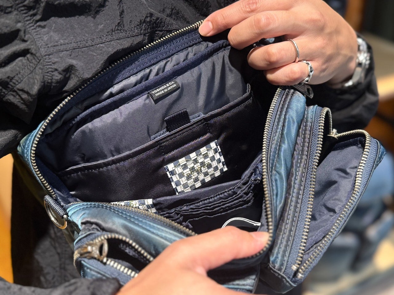 ポーター×ストーンアイランド「Stone Island|Porter_Hand Corrosion on Nylon Twill Cross Body Bag中