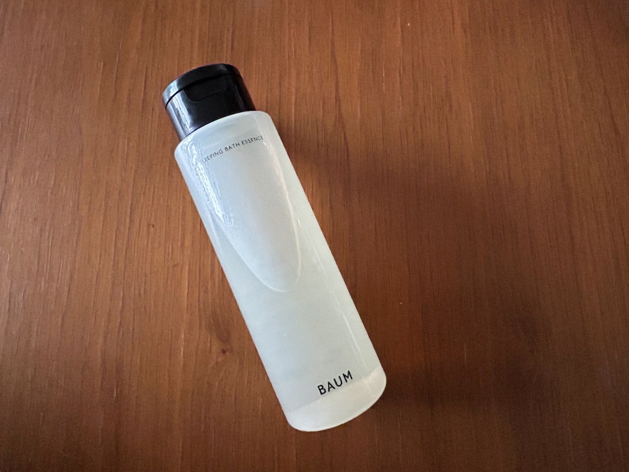 BAUM（バウム）の限定商品「スリーピング バスエッセンス」のボトル全景