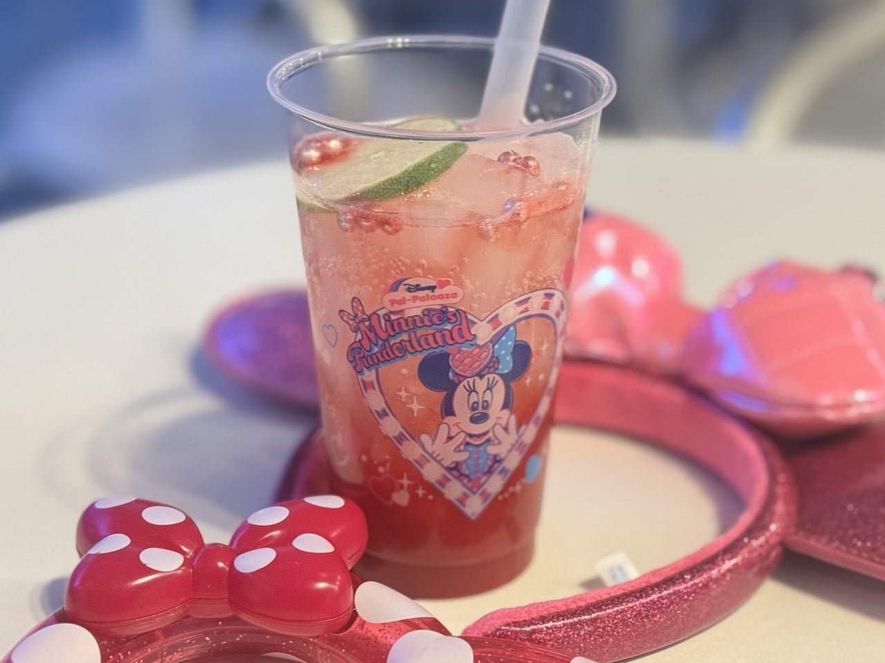 ミニパル食べ歩き「スパークリングドリンク(ストロベリー&ライチー)」