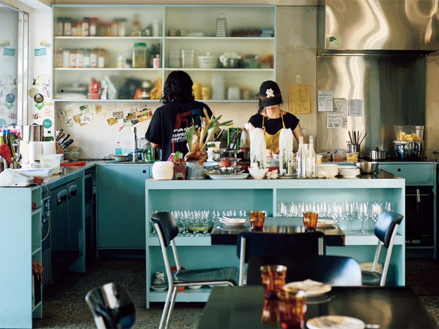 パブ　FAVの店内