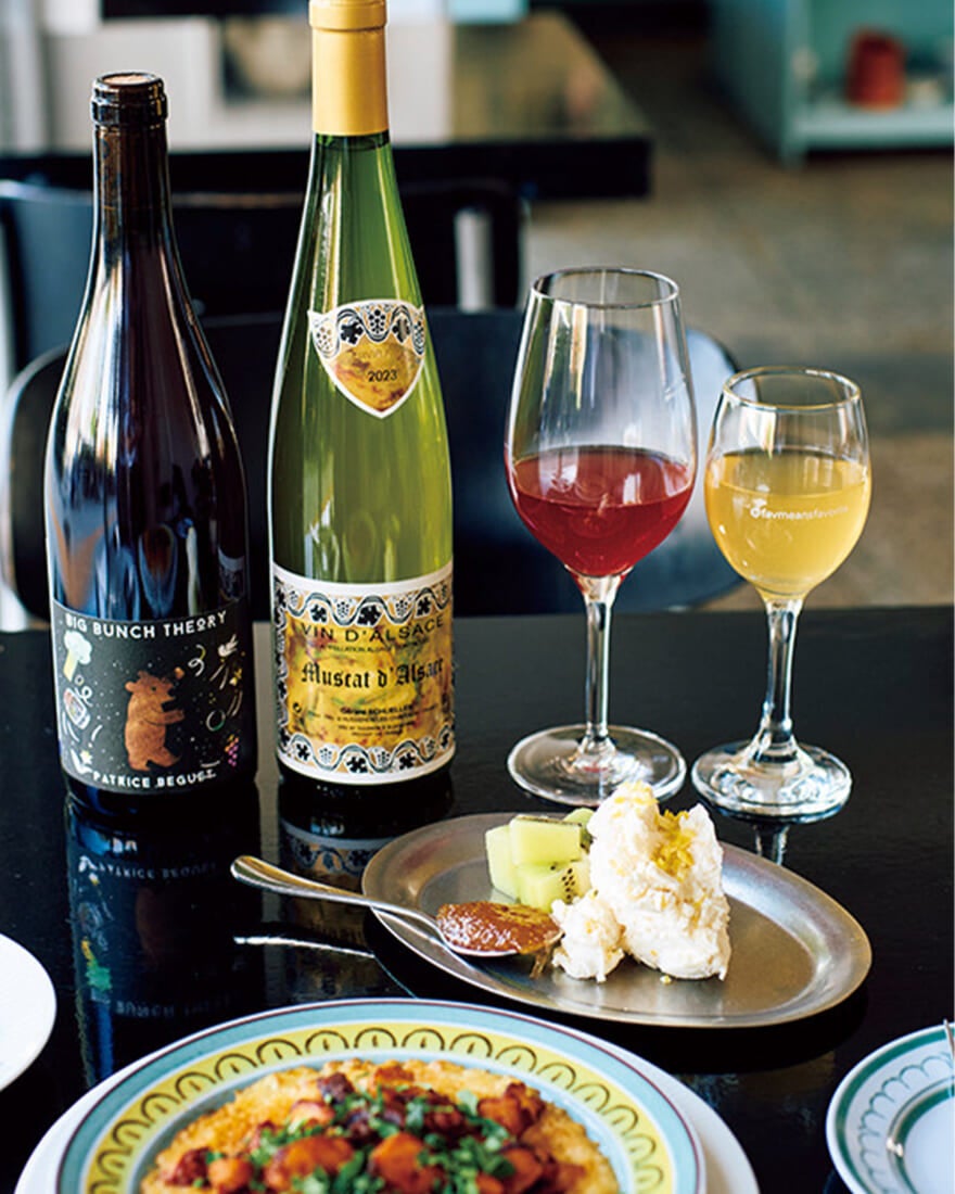 パブ　FAVのワインと料理