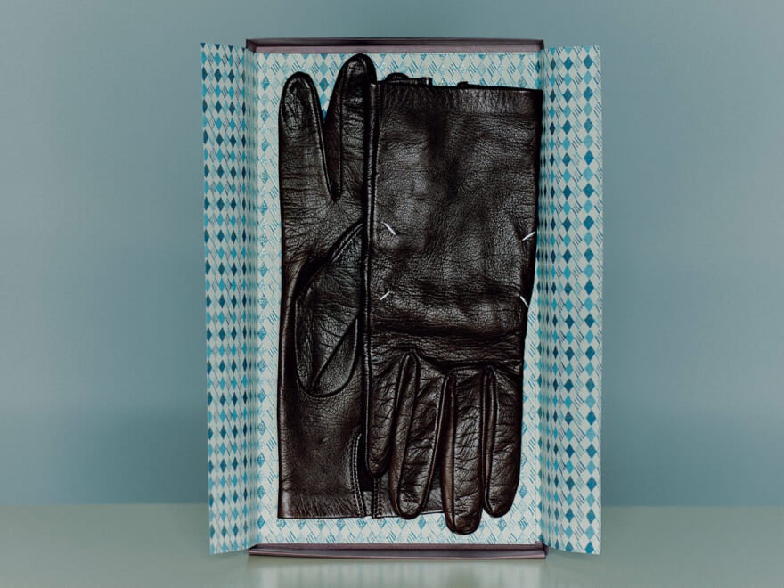 メゾン マルジェラのグローブ。レザーの温もりで冬を乗り越えて。／【アドベント・ギフト・カレンダー】11/9