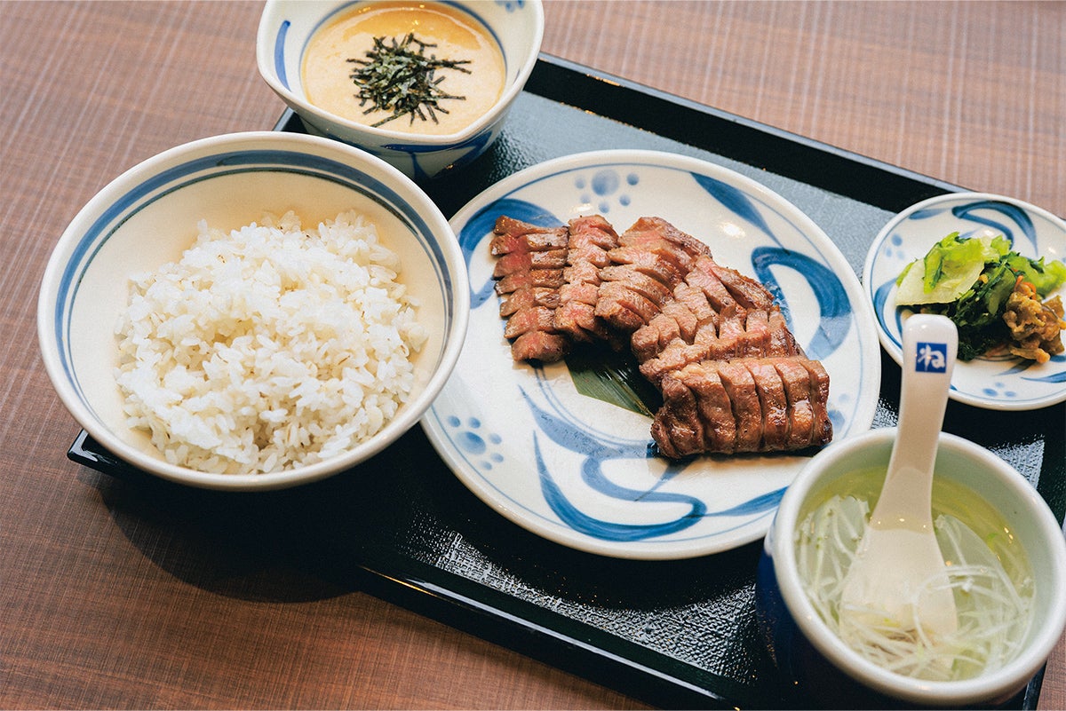 『ねぎし 原宿店』の しろたんあつぎり セット