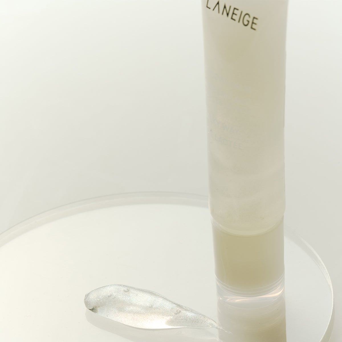 LANEIGEのリップグロウィバーム ミルキーウェイ　テクスチャー