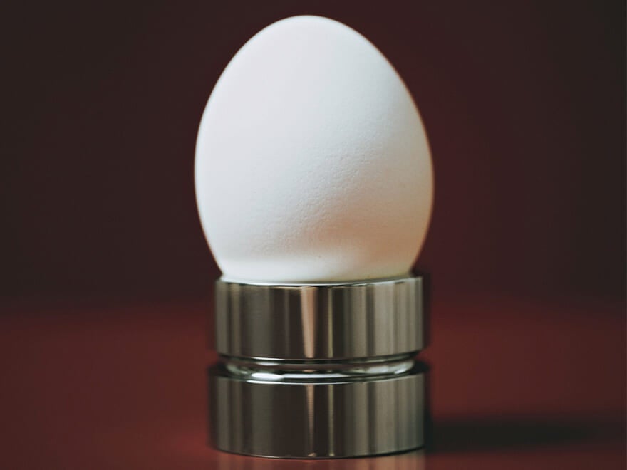 「オール ブルース」のエッグスタンドはアクセサリーを置くトレーとしても活躍!/【アドベント・ギフト・カレンダー】11/14