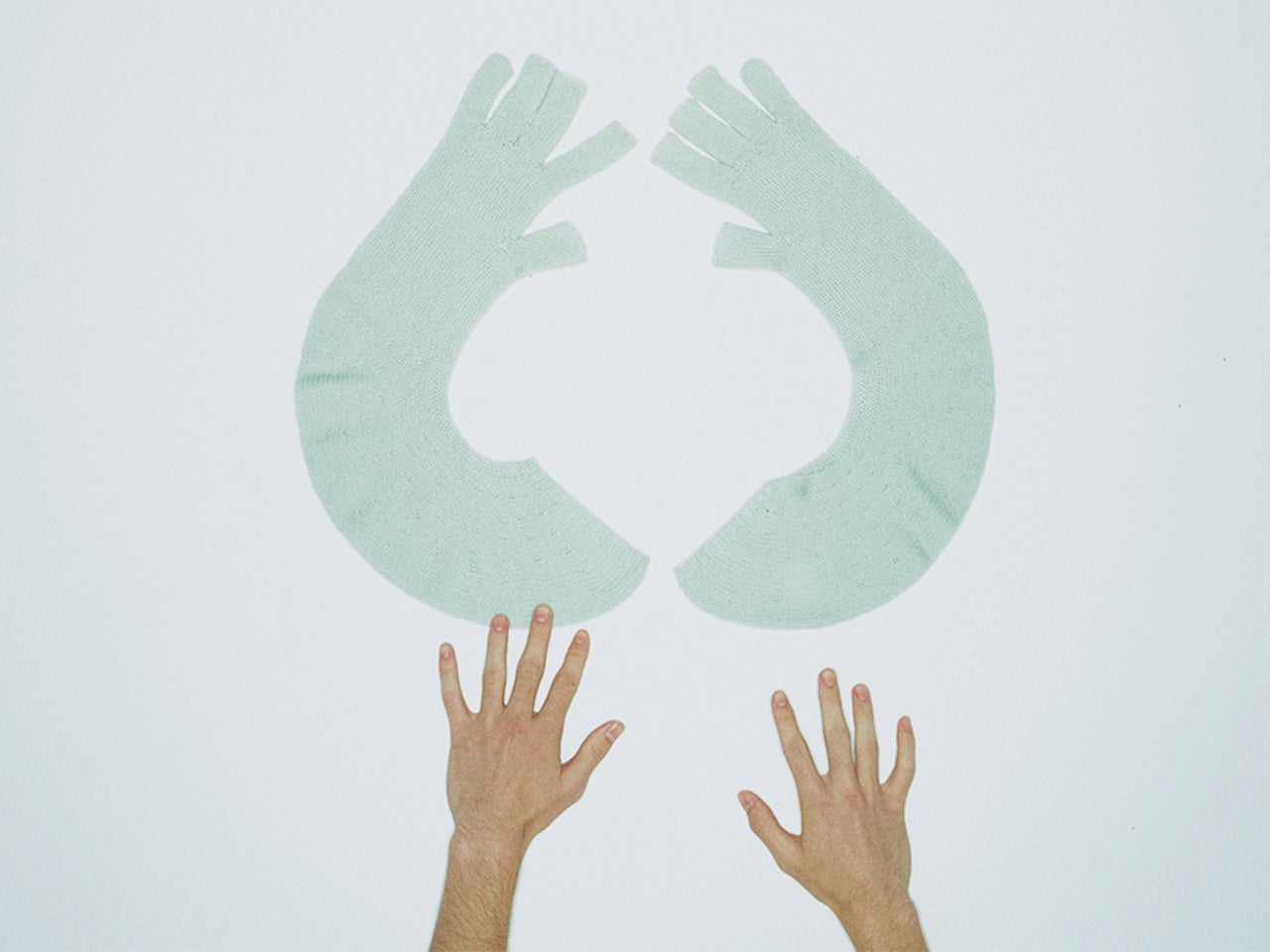 HOMME PLISSÉ ISSEY MIYAKEのニットグローブ/【アドベント・ギフト・カレンダー】11/25