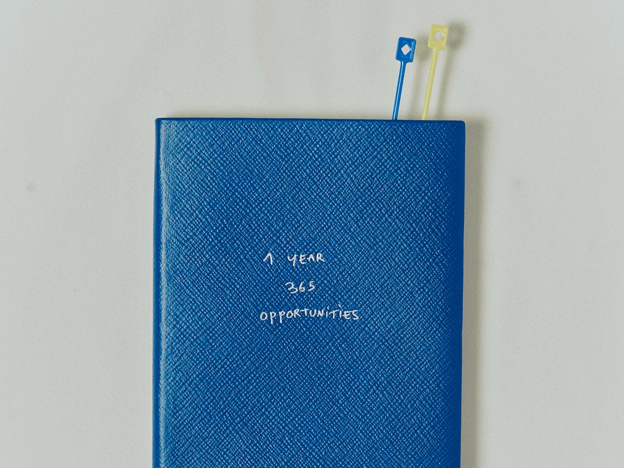 Smythson × Thomas Léluのノート/【アドベント・ギフト・カレンダー】12/1