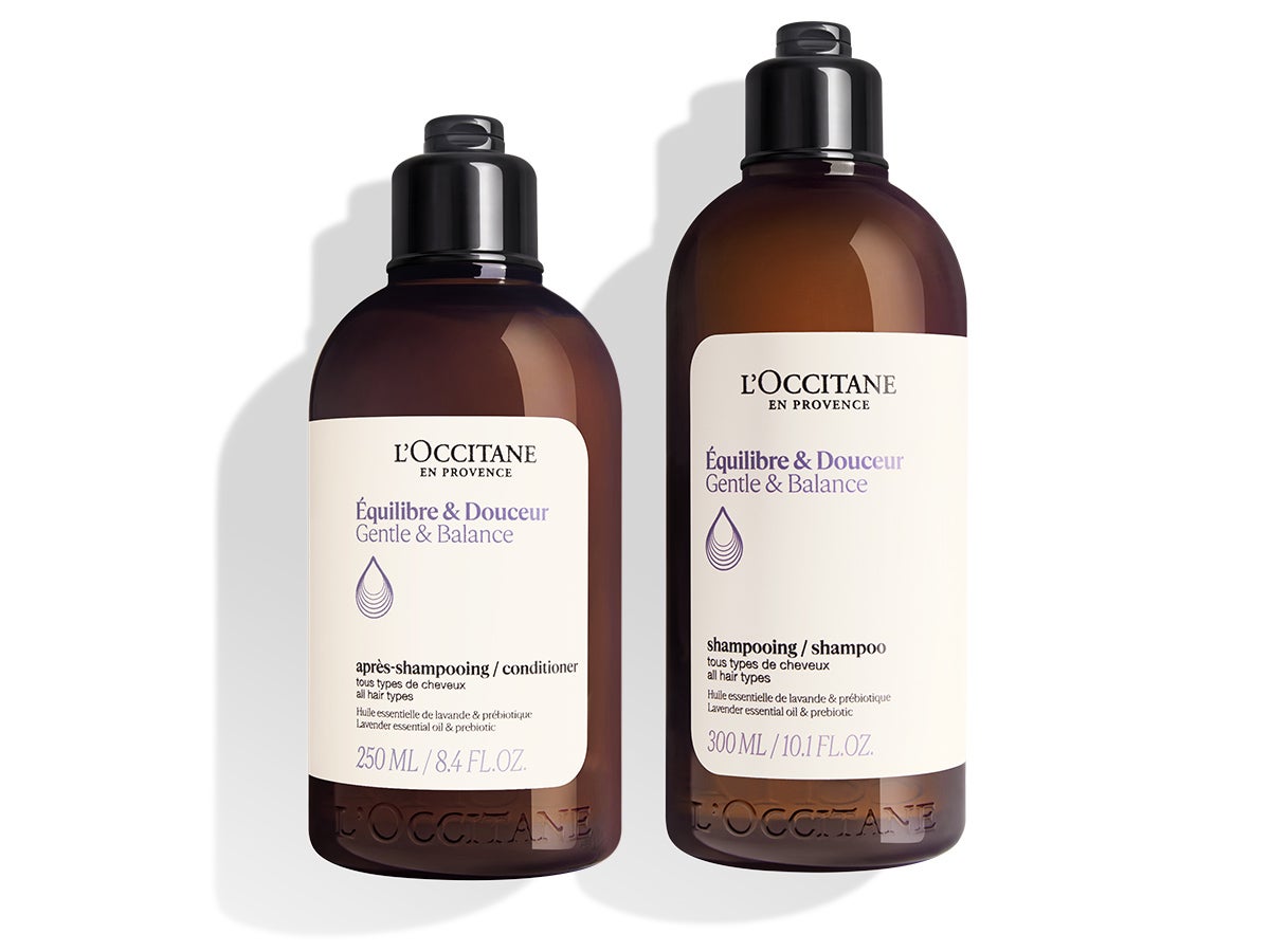 ロクシタンの[右]バランシング シャンプーと[左]バランシング コンディショナー