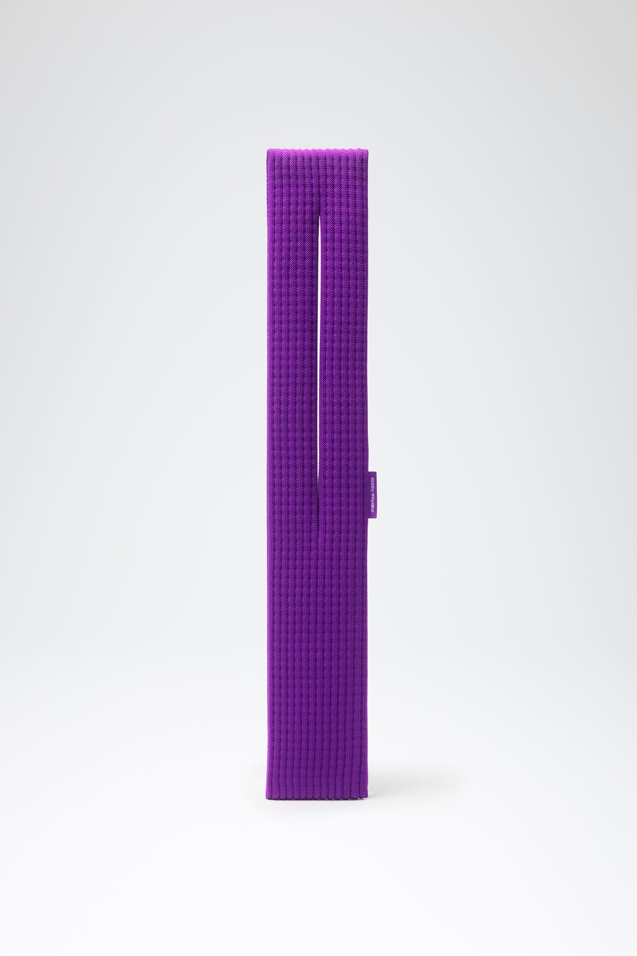 イッセイ ミヤケ Apple iPhone Pocket 新作 パープル 正面