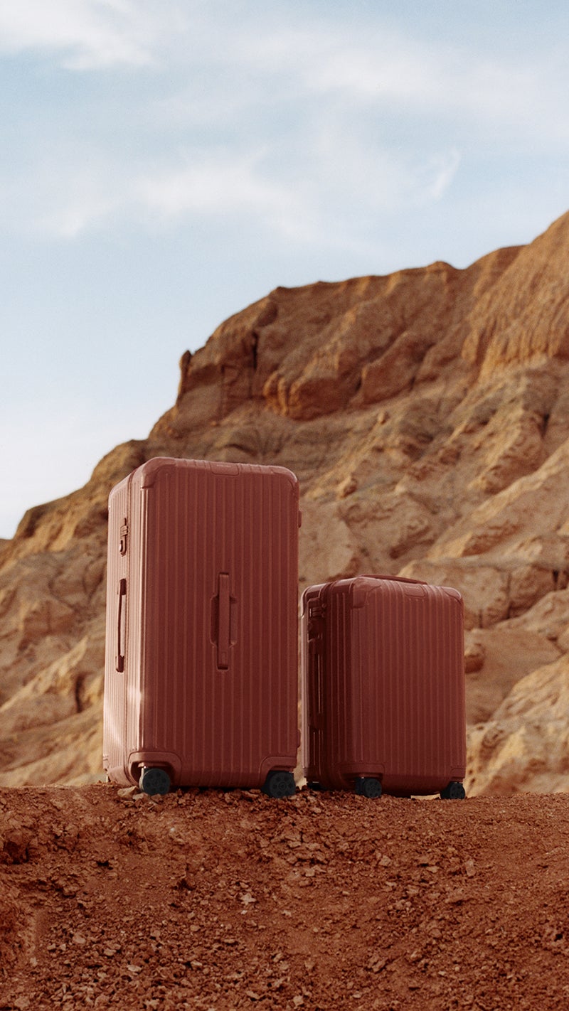 RIMOWA（リモワ）の「Essential」シリーズの新色・テラコッタカラーのサイズバリエーション