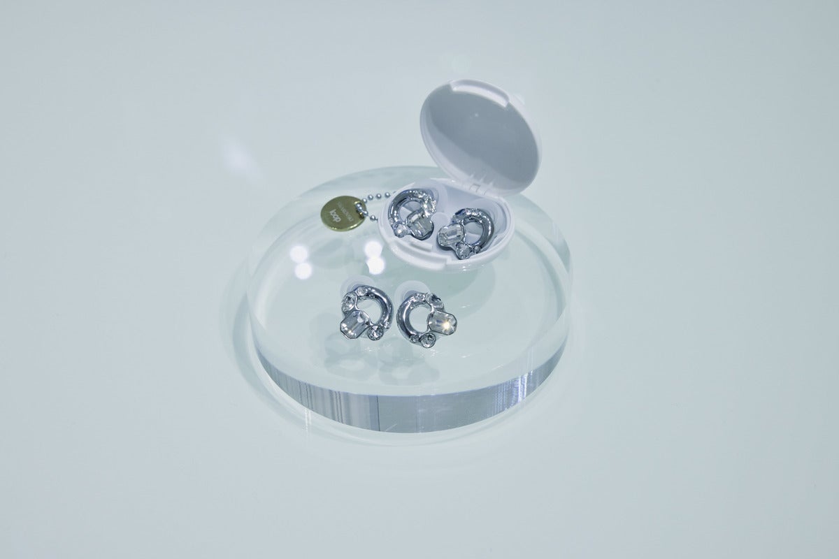 Loop x SWAROVSKI Experience 2 1