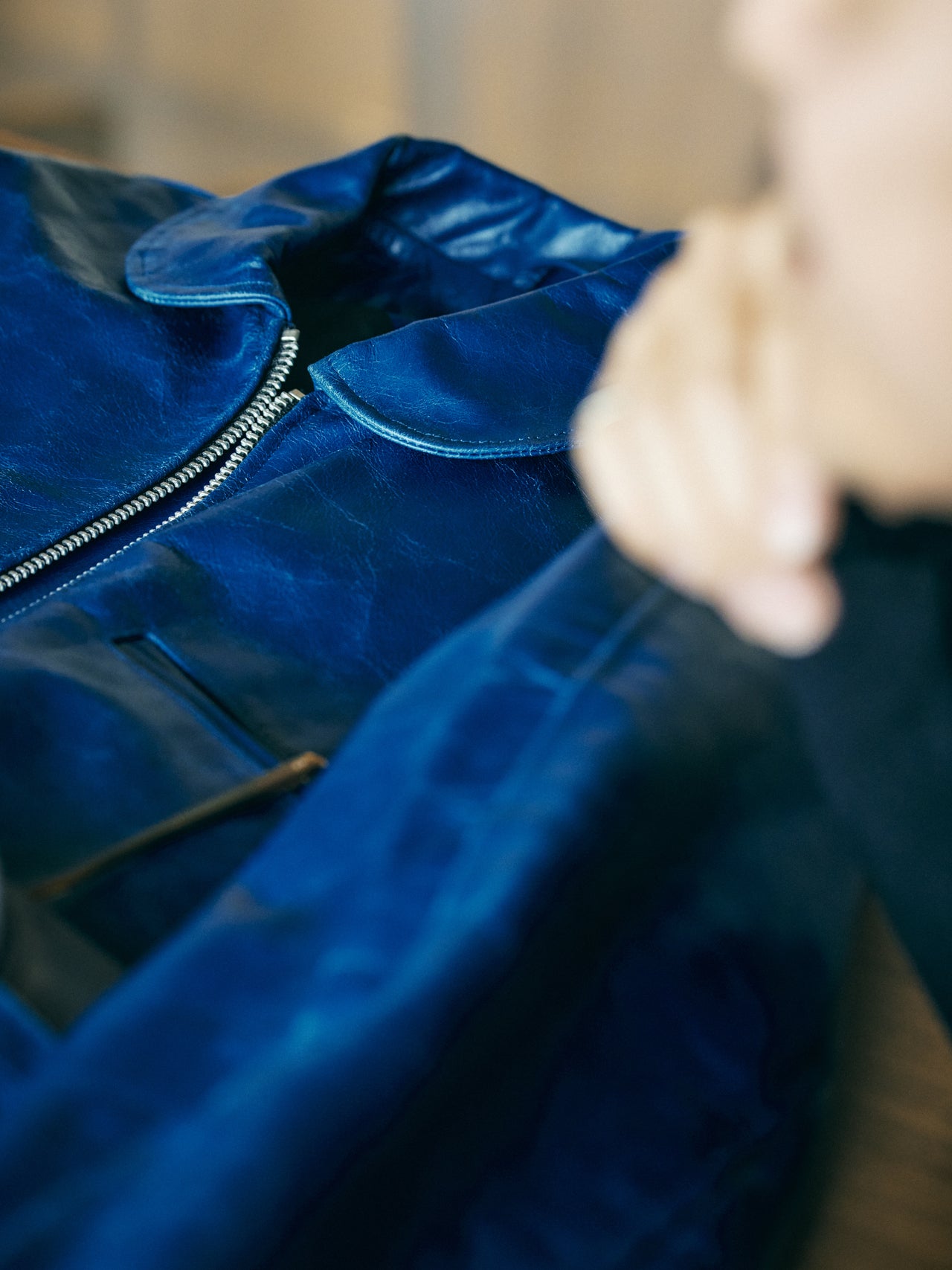 オシャレな人が買ってよかった〈CAWLEY〉のレザージャケットの襟