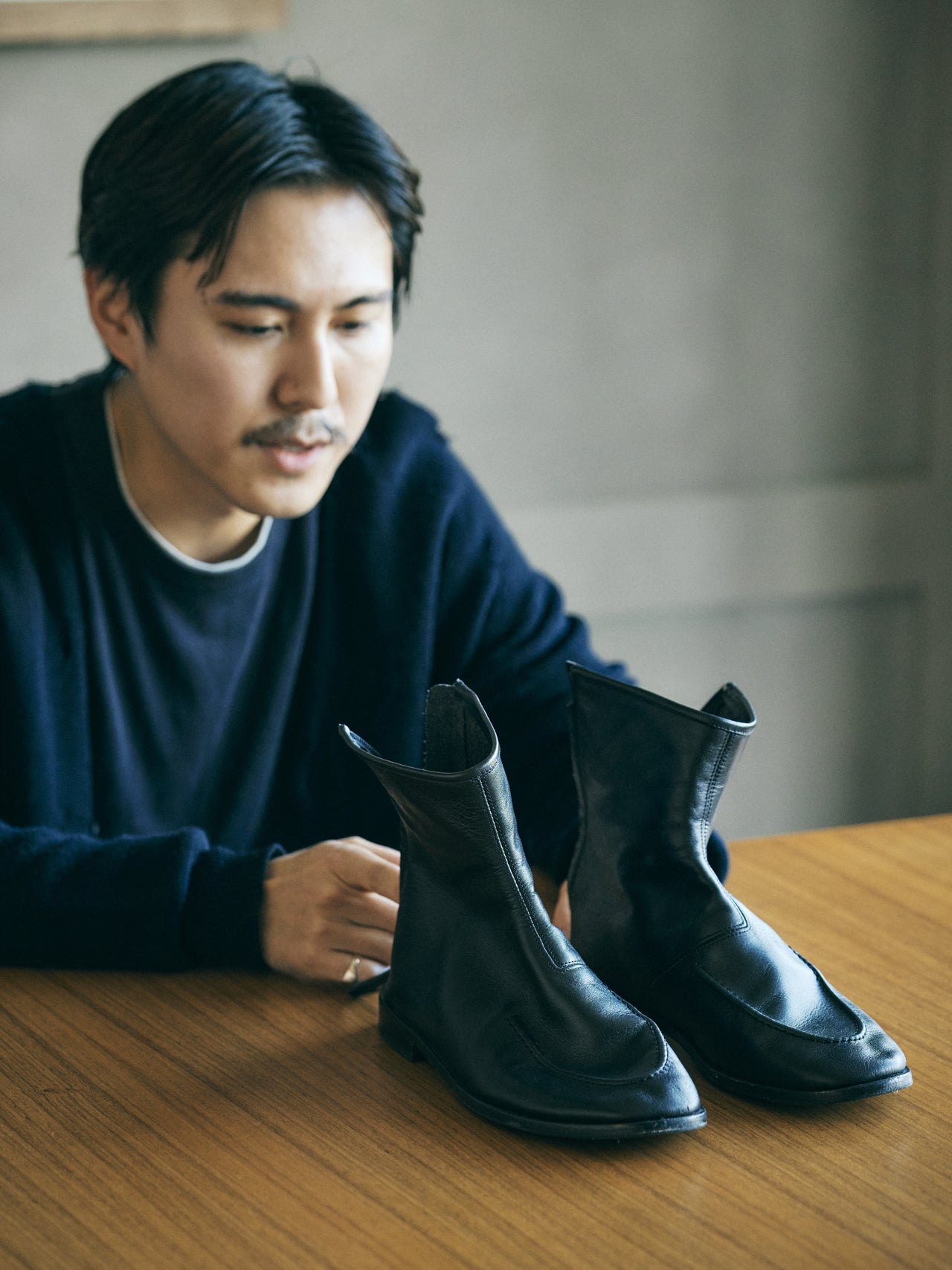 オシャレな人が買ってよかった〈HEREU〉のブーツと矢本さん