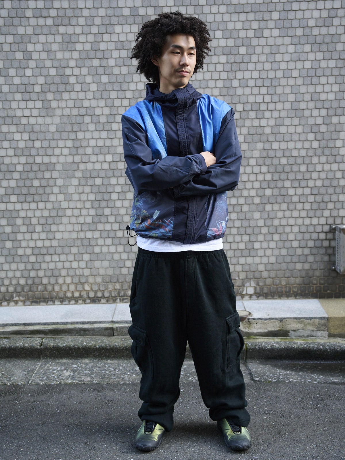 宮内さん ナイキスニーカーのお洒落な着こなし