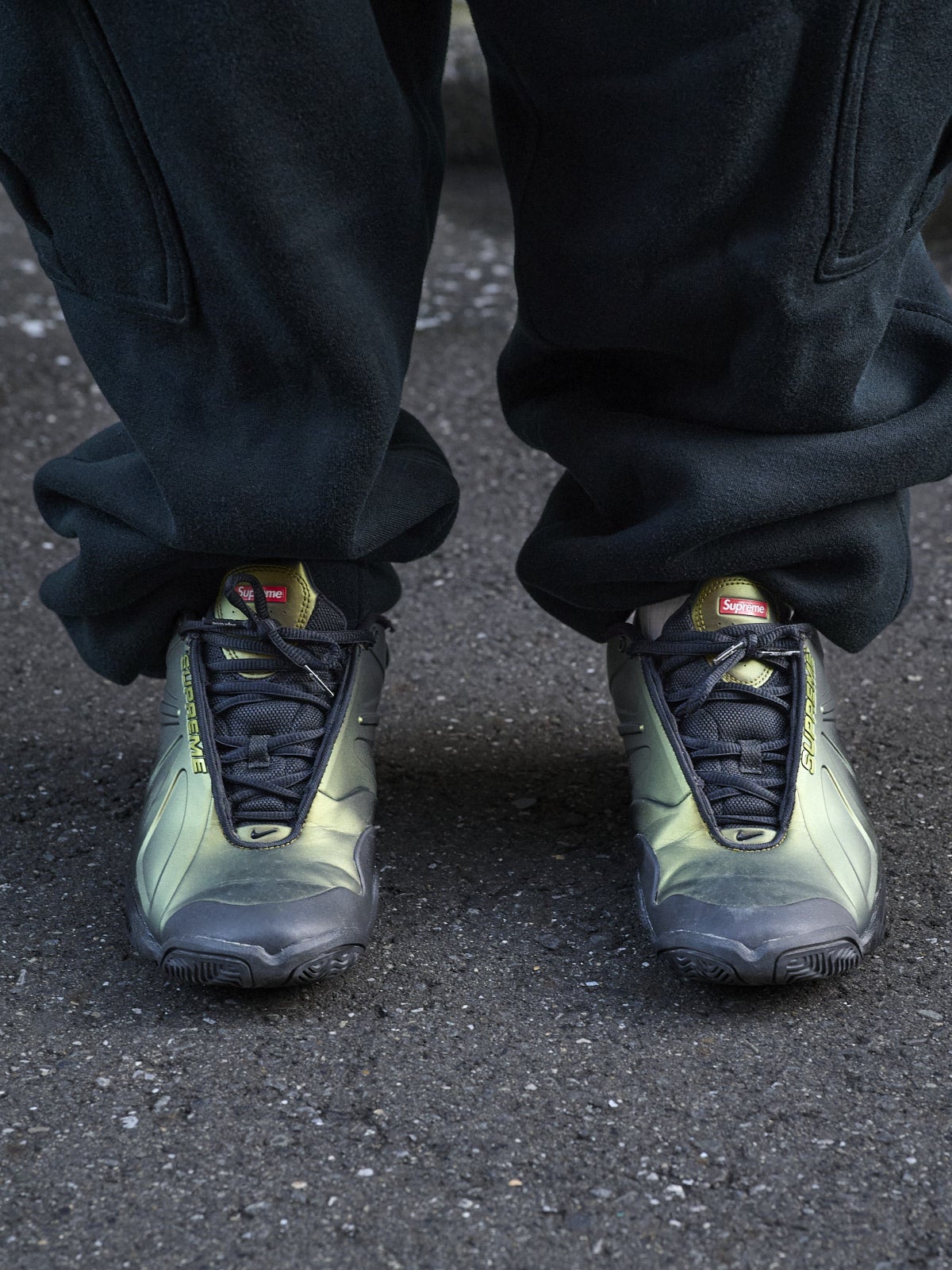 ナイキ×シュプリーム スニーカー