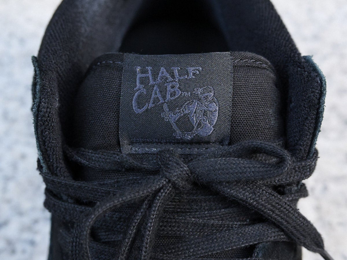 ヴァンズ ハーフキャブ シュータン