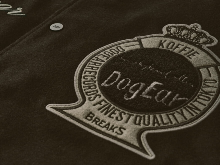 黒が好きな人たちへ。「DOGEAR RECORDS × JOURNAL STANDARD」コラボレーションアイテムは夜に生きる人たちに贈るコレクション。