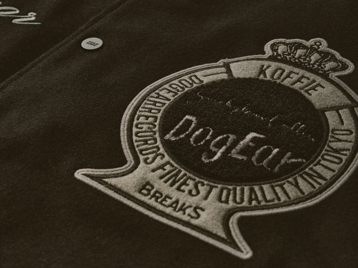 黒が好きな人たちへ。「DOGEAR RECORDS × JOURNAL STANDARD」コラボレーションアイテムは夜に生きる人たちに贈るコレクション。