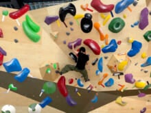 ボルダリングジム「Next Gen」はレベルが違う！ 再挑戦の日まで特訓の日々[鈴木 仁ブログ]