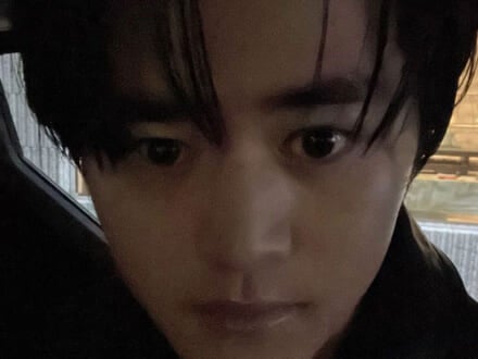 残りは大阪公演のみ。初舞台「リア王」最後まで頑張ります[鈴鹿央士ブログ]