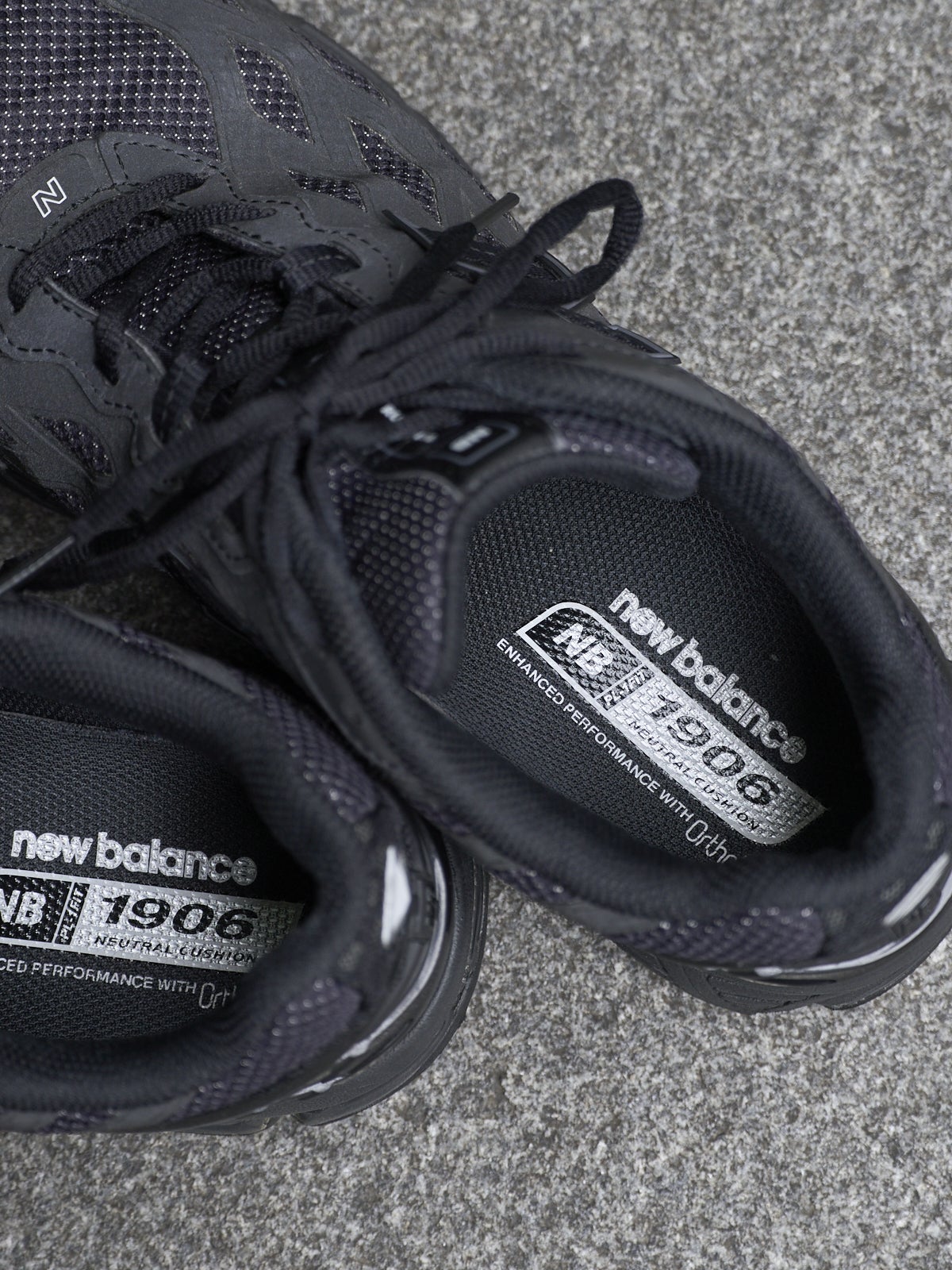 ニューバランス　1906R　ソール部分