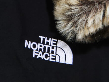 「ザ・ノース・フェイス」で11月に買うべき名品4選！最強ダウン＆黒ゴアテックスジャケットから冬を先どる１万円台小物まで！[THE NORTH FACE]