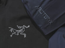 「アークテリクス」でいま買うべき“最強ダウン”４選を徹底分析！通勤OKゴアテックス、着ぶくれせずに保温性抜群のサーミー、ソラノ、ベータを試着！[ARC’TERYX]