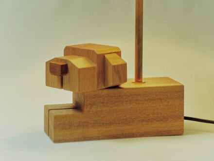 「ワンワンワンダーランド」のランプ を世界に一匹だけの相棒に／【アドベント・ギフト・カレンダー】11/30