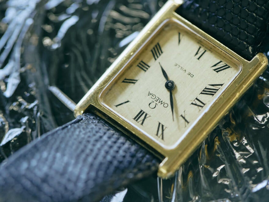 オメガ、シチズン、ハミルトン…オシャレな人が買ってよかった「クラシックな腕時計」９選を正解着こなしつきで。